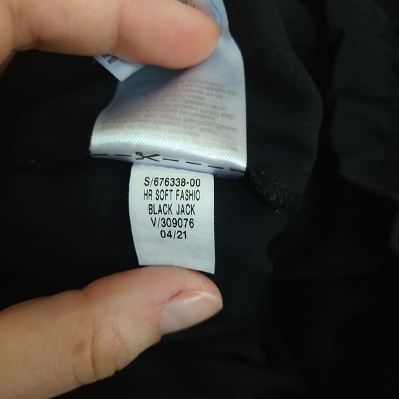 🌹Old Navy Black Shorts with Drawstring Paper bag waist Size Medium - Picture 4 of 6